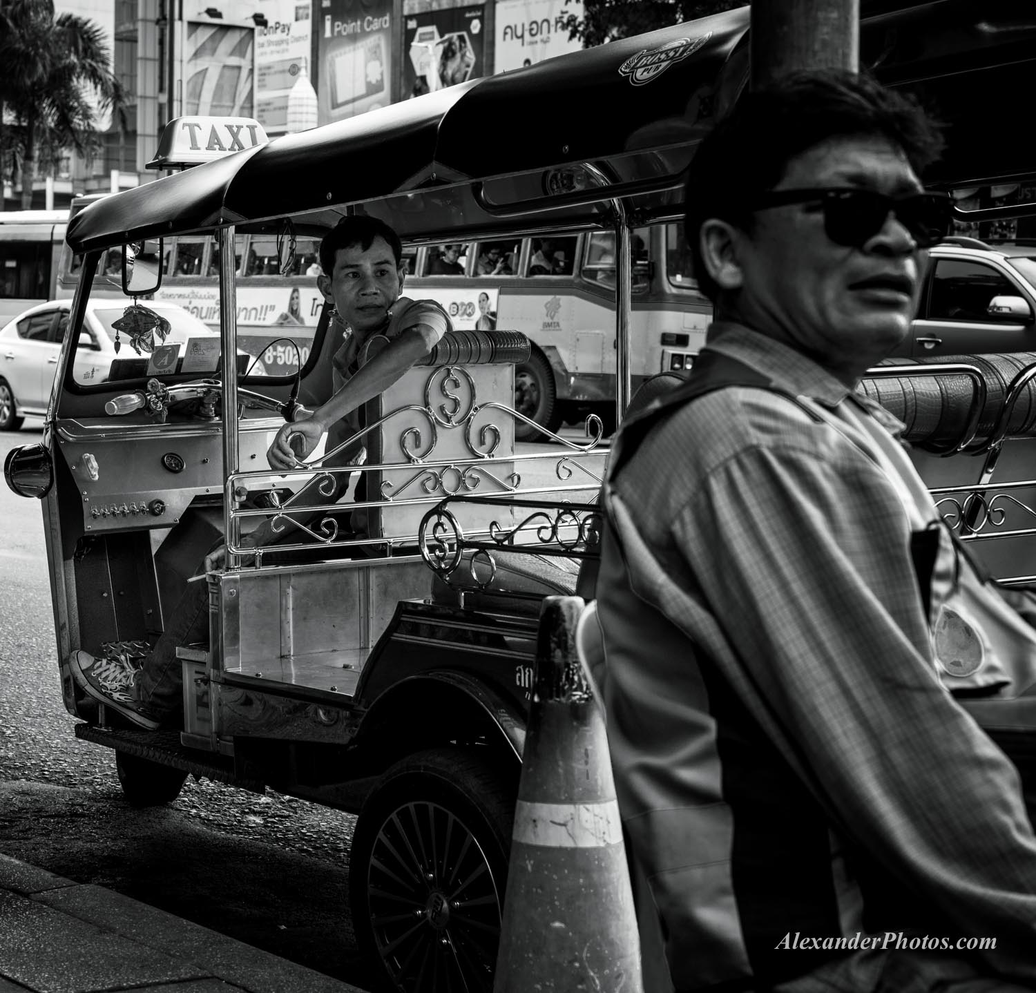 Street-Photography-Bangkok-Thailand